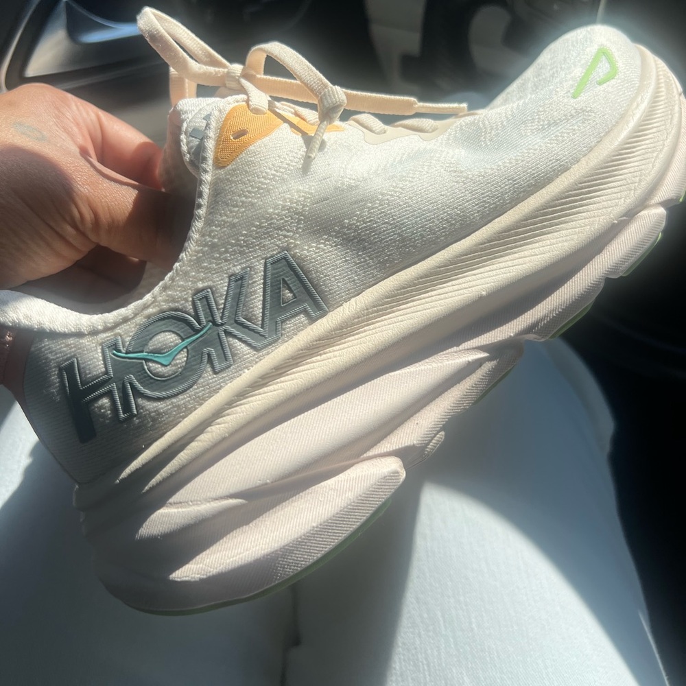 Women’s sneakers